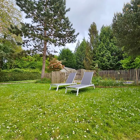 Holiday home Authentique Maison Normande Avec Piscine