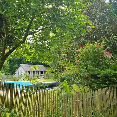 Holiday home Authentique Maison Normande Avec Piscine